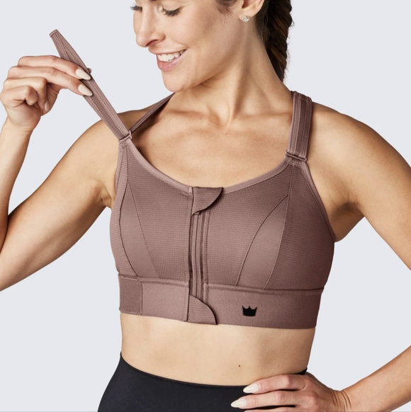 SHEFIT - Size 2luxe new with tags sports bra. 32-40 Inch Ribcage - Picture 5 of 7